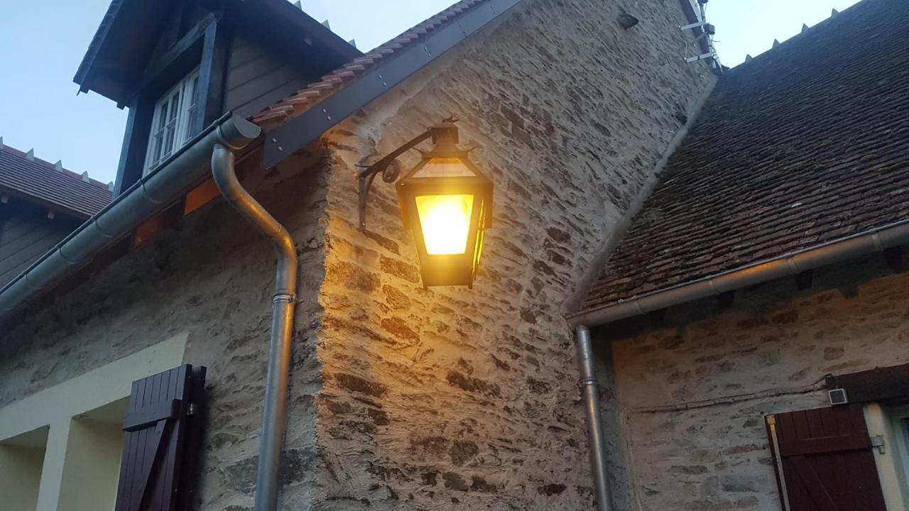 Domaine Des Grands Chenes Bed & Breakfast Preveranges Екстериор снимка