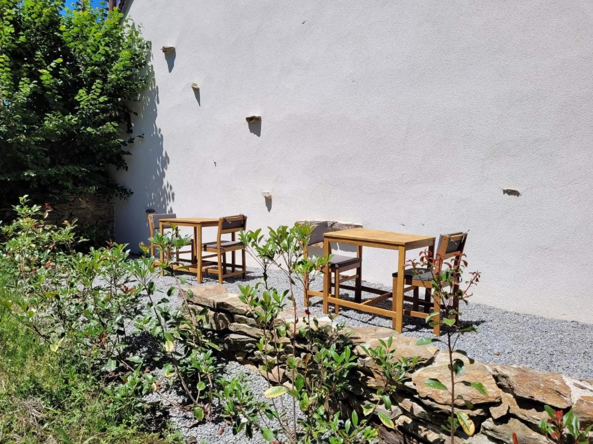Domaine Des Grands Chenes Bed & Breakfast Preveranges Екстериор снимка