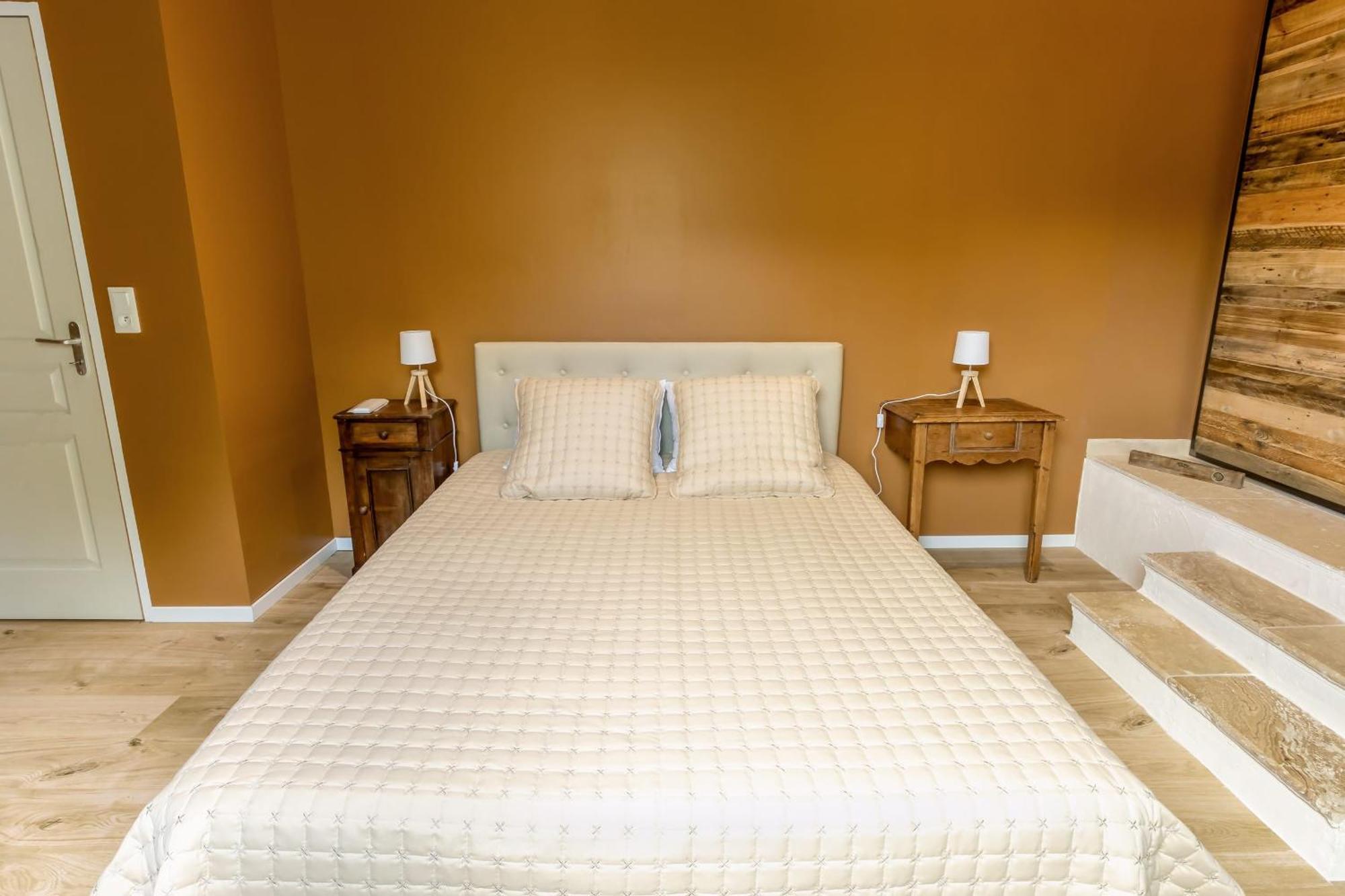 Domaine Des Grands Chenes Bed & Breakfast Preveranges Екстериор снимка